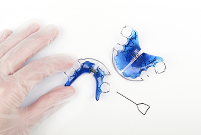 Tips for Maintaining Your Retainer in Winter